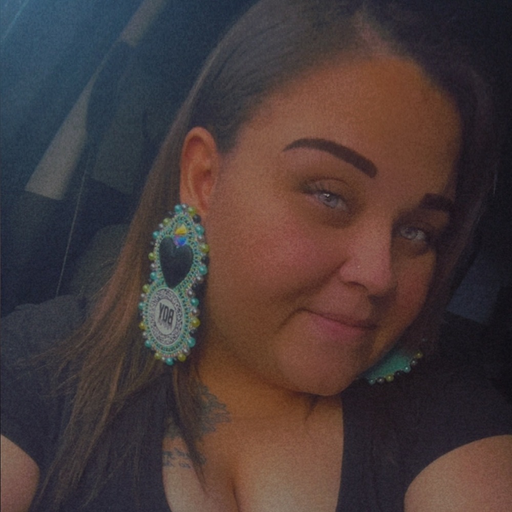 Meet your Posher, Dana